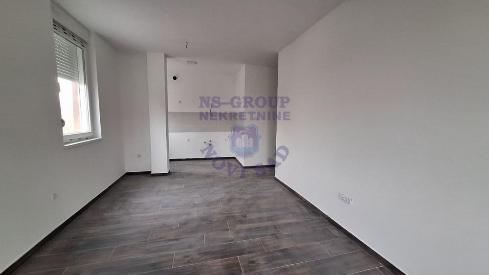 Slika 1 - Dvoiposoban, 56m2, Telep Novi Sad