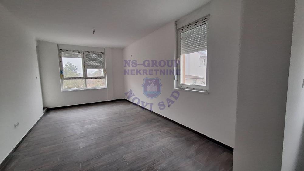 Slika 2 - Dvoiposoban, 56m2, Telep Novi Sad