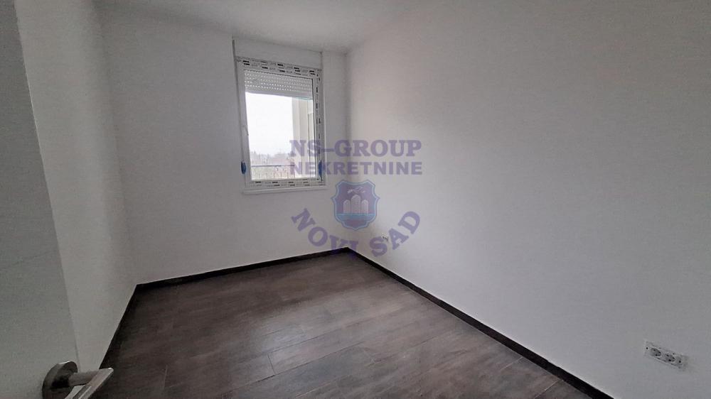 Slika 3 - Dvoiposoban, 56m2, Telep Novi Sad
