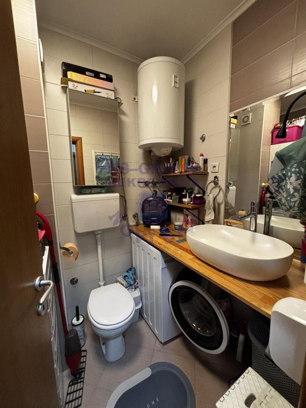 Slika 7 - Kompletno namješten stan u Đorđa Rajkovića, Podbara!