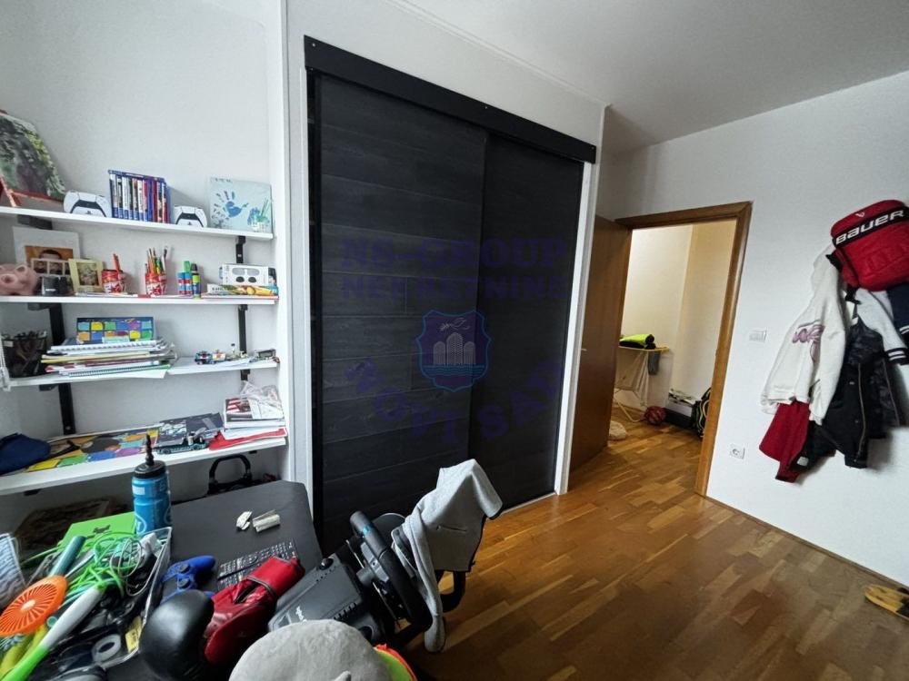 Slika 8 - Kompletno namješten stan u Đorđa Rajkovića, Podbara!