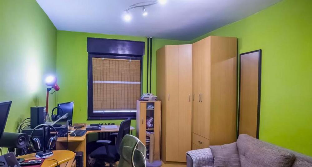 Slika 4 - Dvosoban stan na Bulevaru Oslobođenja