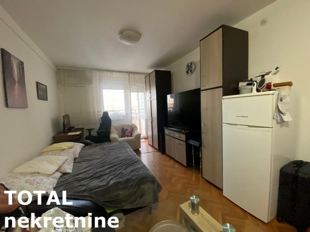 Slika 2 - Stan,NOVI SAD,NOVA DETELINARA,kv: 28.00, € 85000, ID: 1102040