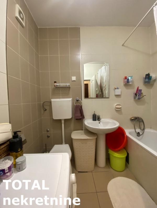 Slika 7 - Stan,NOVI SAD,NOVA DETELINARA,kv: 28.00, € 85000, ID: 1102040