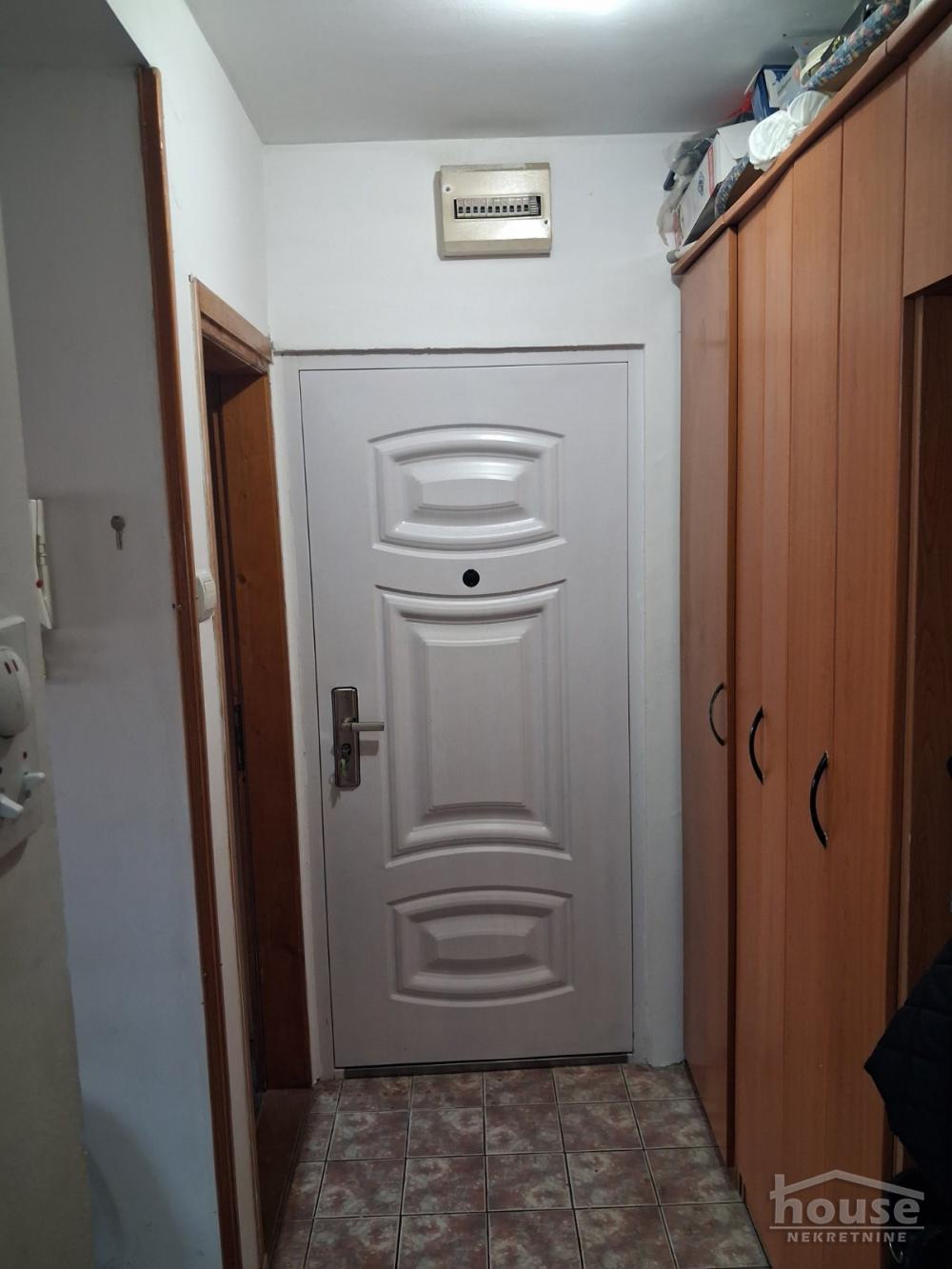 Slika 3 - Stan,NOVI SAD,NOVO NASELJE ŠONSI,kv: 31.00, € 73500, ID: 1064660