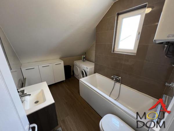 Slika 11 - Stan,NOVI SAD,PODBARA,kv: 100, € 220000, ID: 1031676