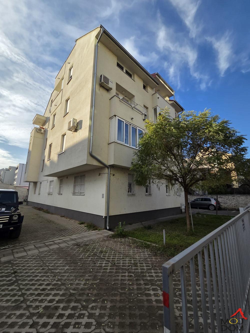 Slika 3 - Stan,NOVI SAD,BULEVAR EVROPE,kv: 49, € 133900, ID: 1031662