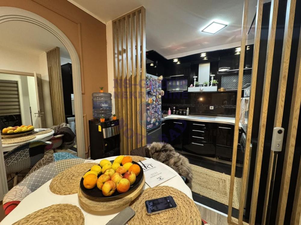 Slika 3 - Dvosoban, 47m2, Nova Detelinara Novi Sad, sa terasom, ima lift