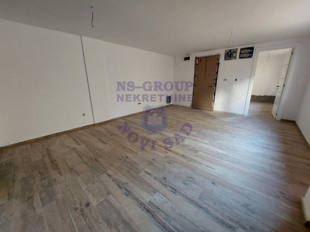 Slika 2 - Dvoiposoban, 53m2, Telep Novi Sad