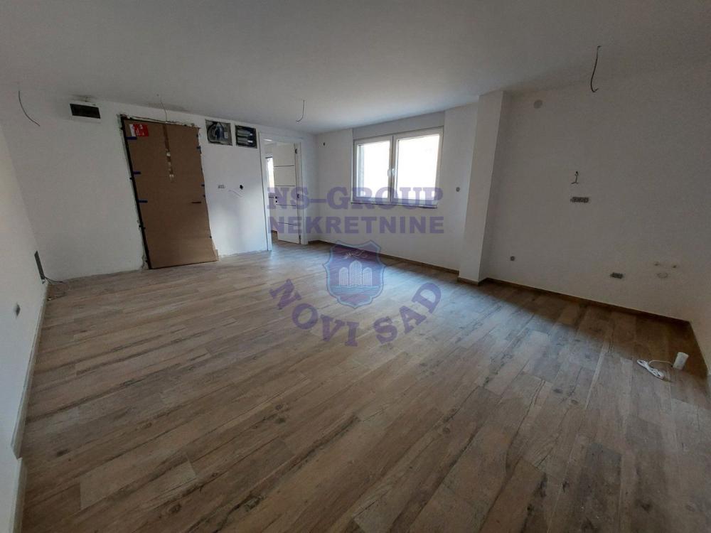 Slika 1 - Dvoiposoban, 53m2, Telep Novi Sad