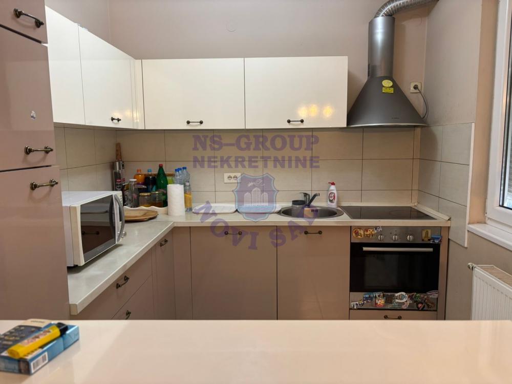 Slika 3 - Četvorosoban, 75m2, Bulevar oslobođenja Novi Sad