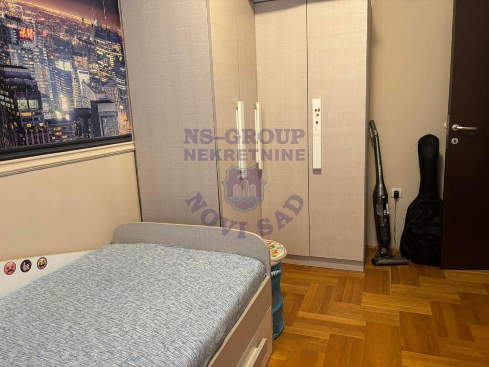 Slika 1 - Četvorosoban, 75m2, Bulevar oslobođenja Novi Sad