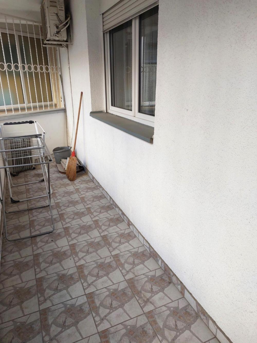 Slika 11 - Stan,NOVI SAD,PODBARA,kv: 69, € 165000, ID: 1019286