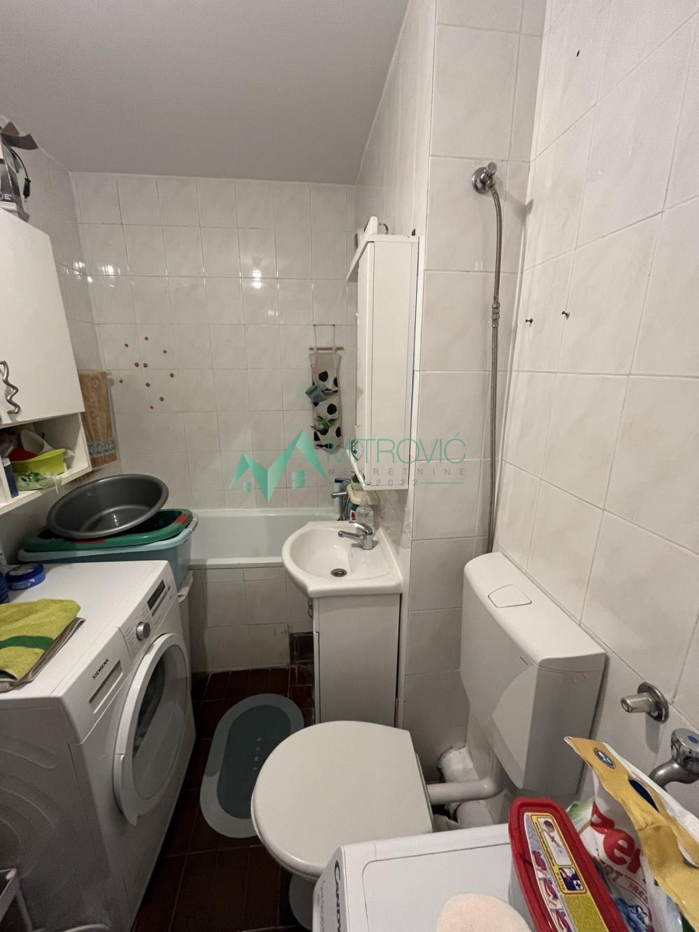 Slika 7 - Prelep dvoiposoban stan na Novom Naselju – Šonsi - izuzetna ponuda 