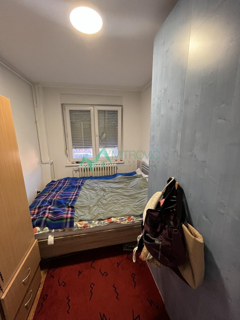 Slika 3 - Prelep dvoiposoban stan na Novom Naselju – Šonsi - izuzetna ponuda 