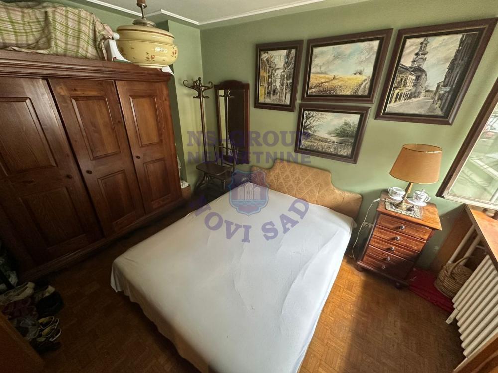 Slika 5 - Petosoban, 109m2, Spens Novi Sad Novi Sad, sa terasom