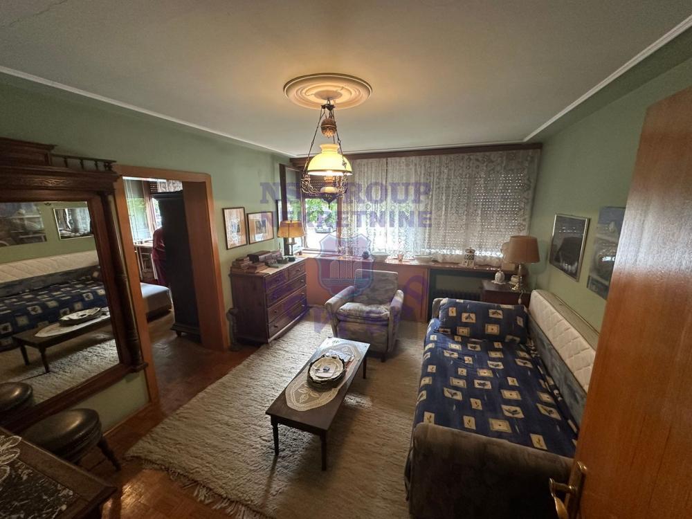 Slika 2 - Petosoban, 109m2, Spens Novi Sad Novi Sad, sa terasom