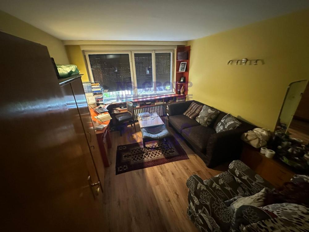 Slika 3 - Petosoban, 109m2, Spens Novi Sad Novi Sad, sa terasom