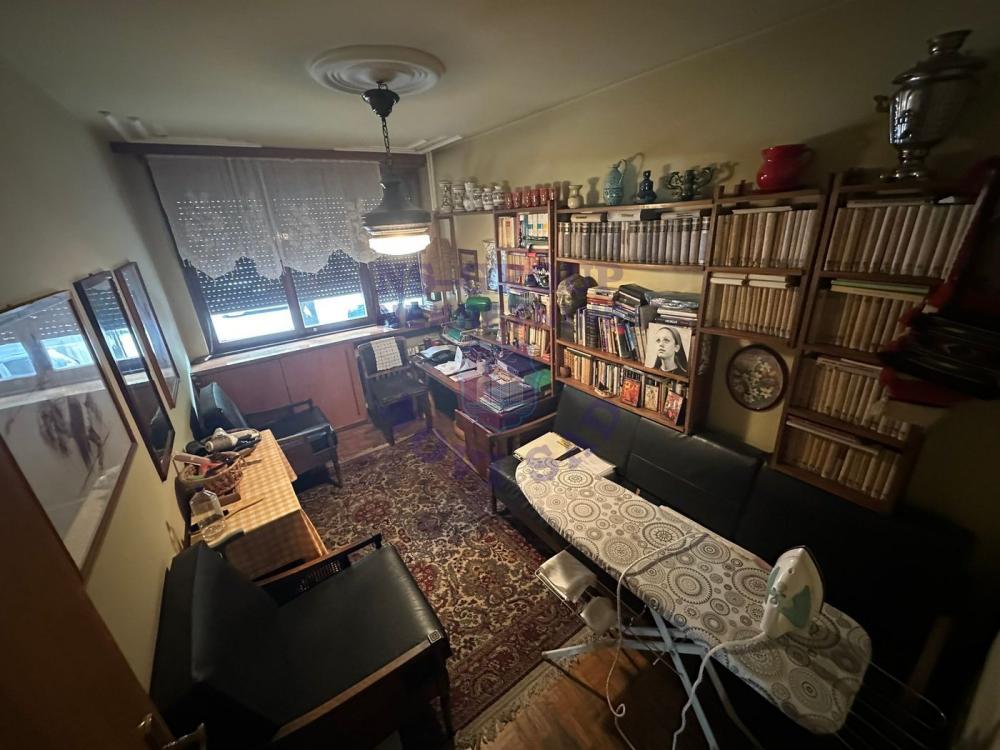 Slika 7 - Petosoban, 109m2, Spens Novi Sad Novi Sad, sa terasom