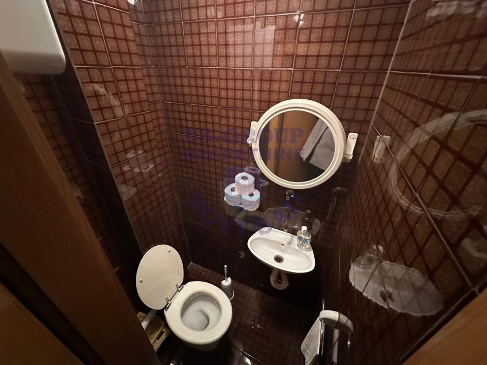 Slika 11 - Petosoban, 109m2, Spens Novi Sad Novi Sad, sa terasom