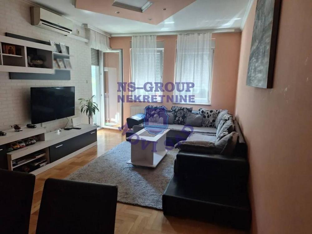 Slika 1 - Odlican trosoban na Novoj Detelinari!