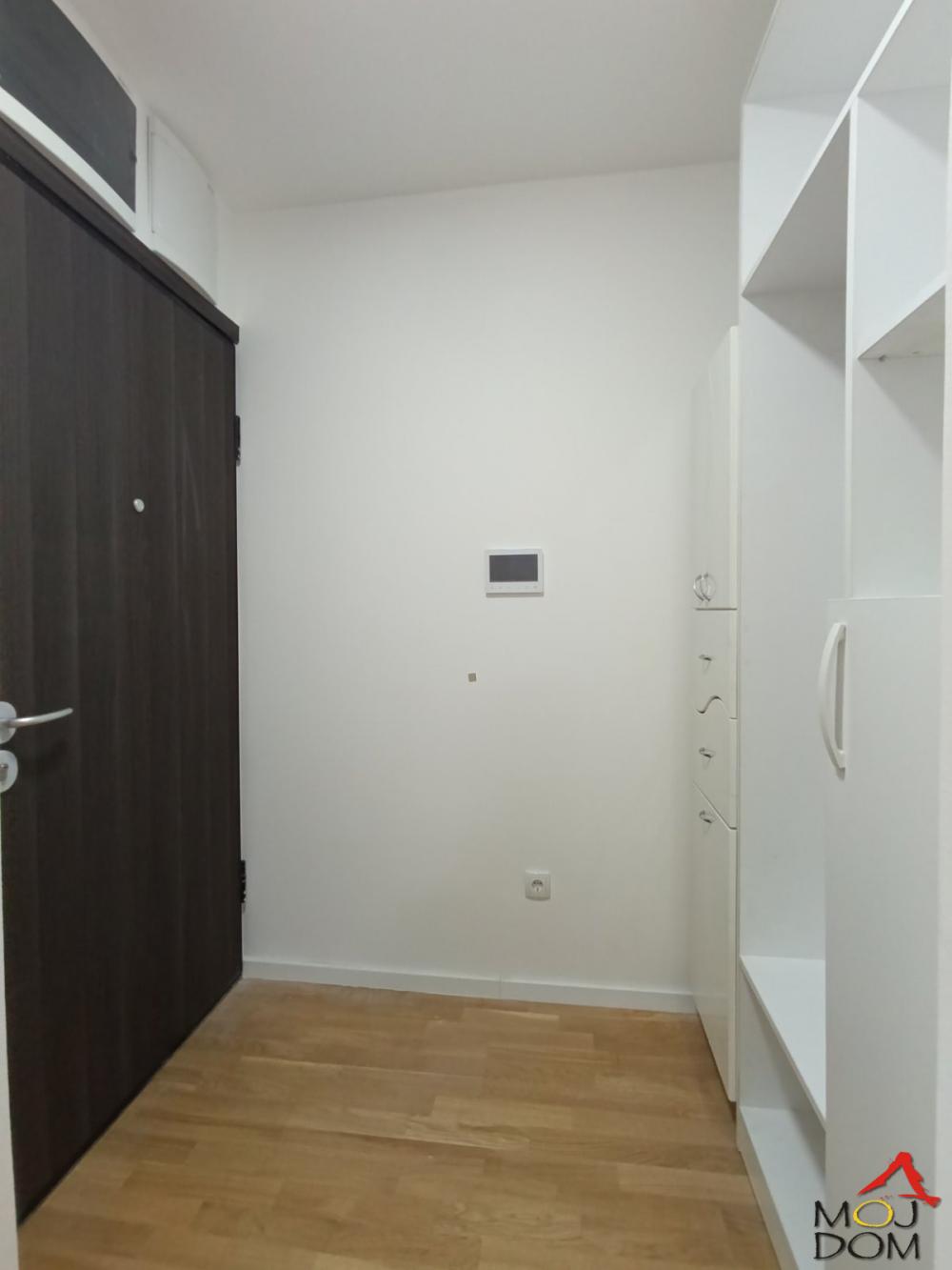 Slika 7 - Stan,NOVI SAD,PODBARA,kv: 36, € 144200, ID: 1031641