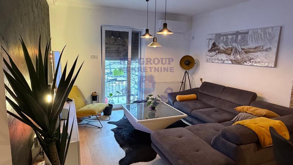 Slika 1 - Trosoban stan kod Socijalnog sa parking mestom