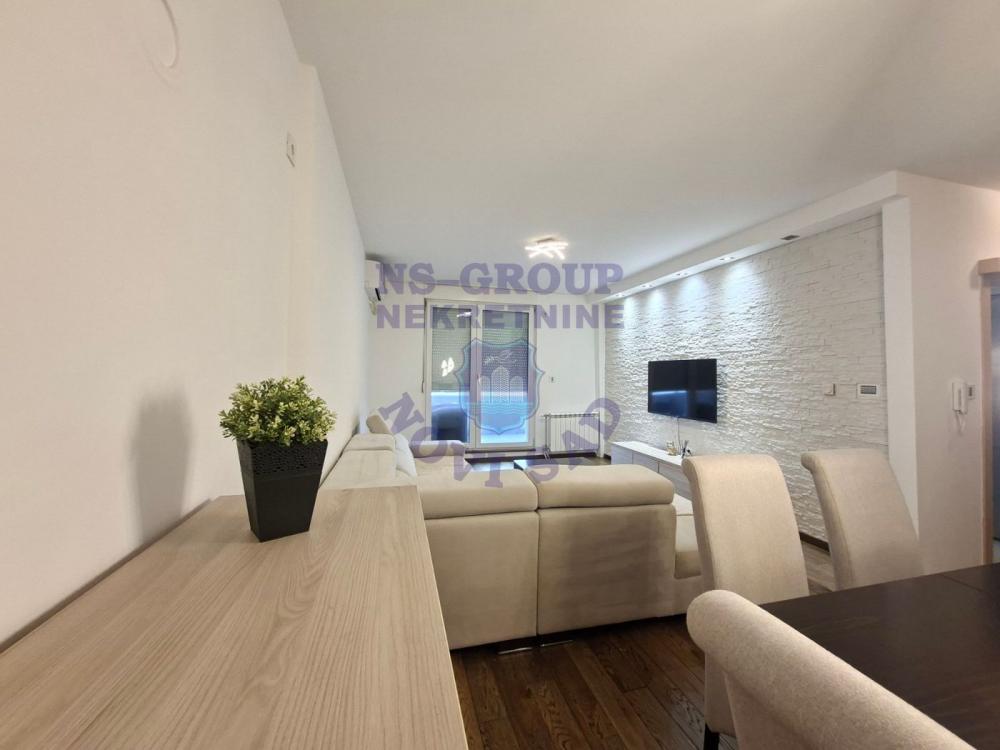 Slika 1 - Trosoban stan na Bulevaru Evrope! 86m2