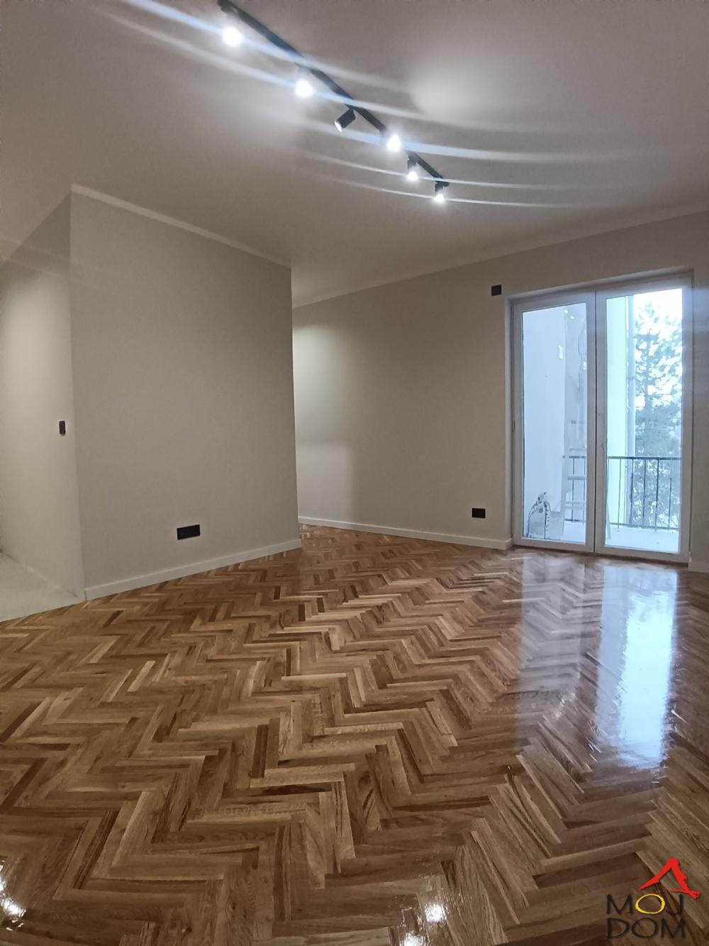 Slika 4 - Stan,NOVI SAD,CENTAR,kv: 59, € 180250, ID: 1031645