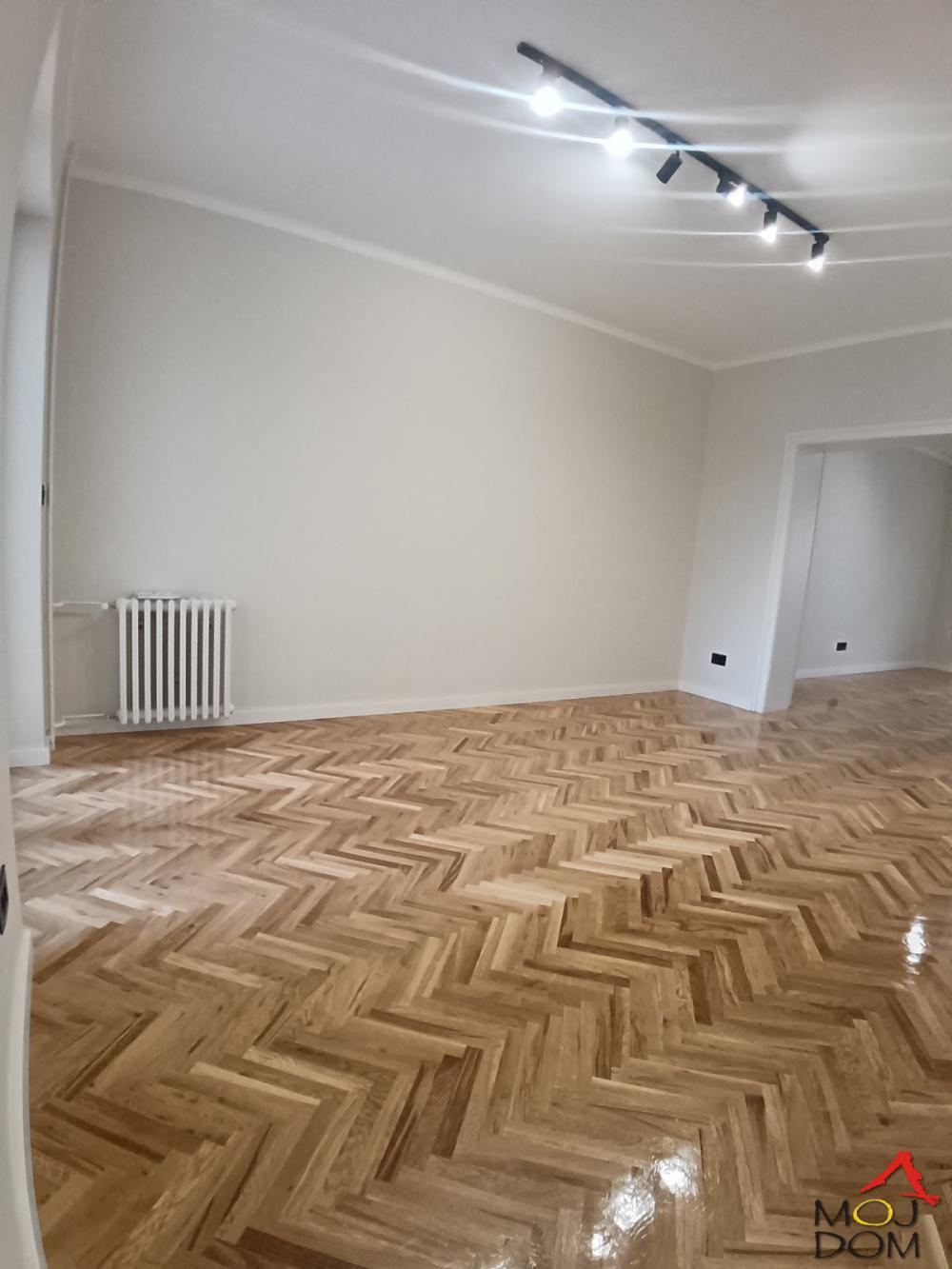 Slika 7 - Stan,NOVI SAD,CENTAR,kv: 59, € 180250, ID: 1031645