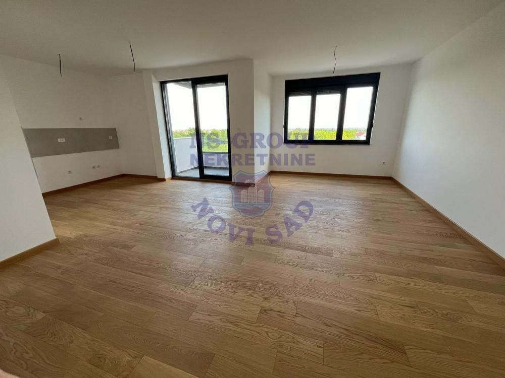 Slika 1 - Odličan četvorosoban stan na Mišeluku! 