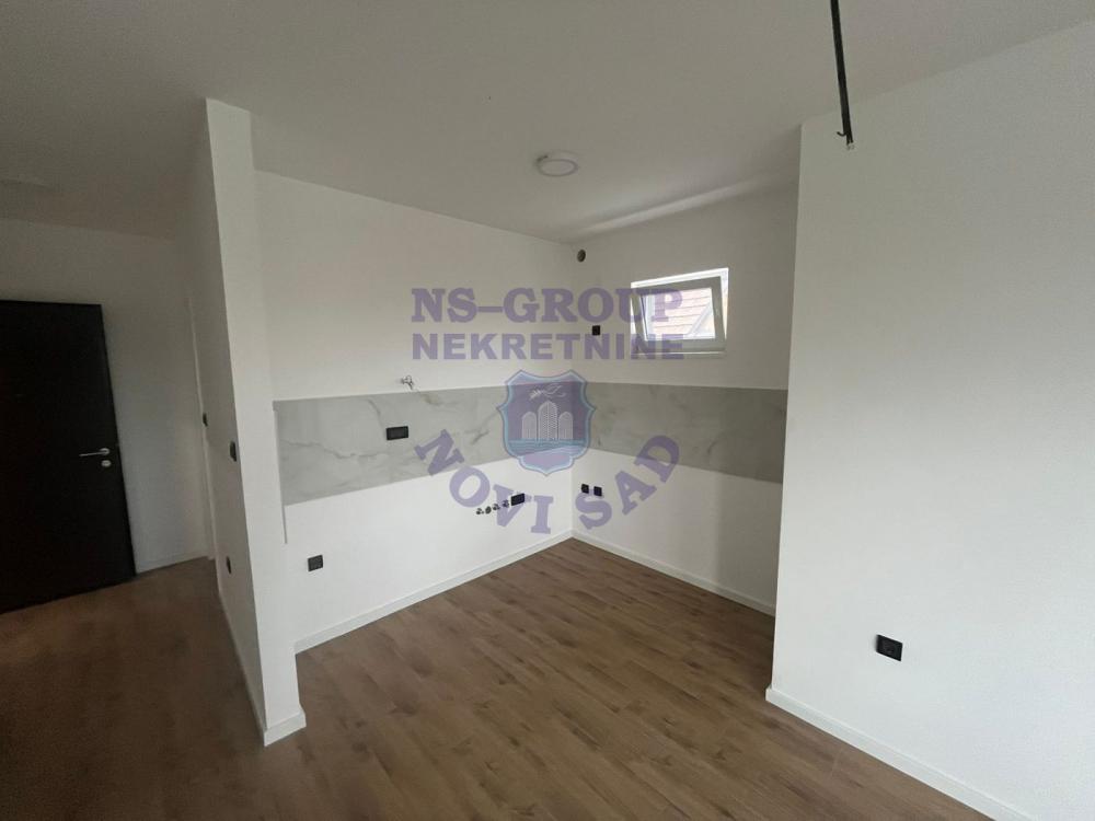 Slika 1 - Dvosoban, 46m2, Adice Novi Sad, sa terasom