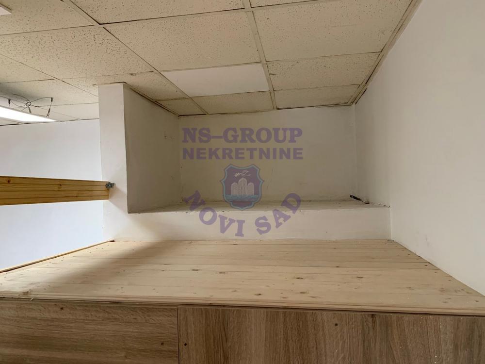 Slika 3 - Odlicna garsonjera u centru!