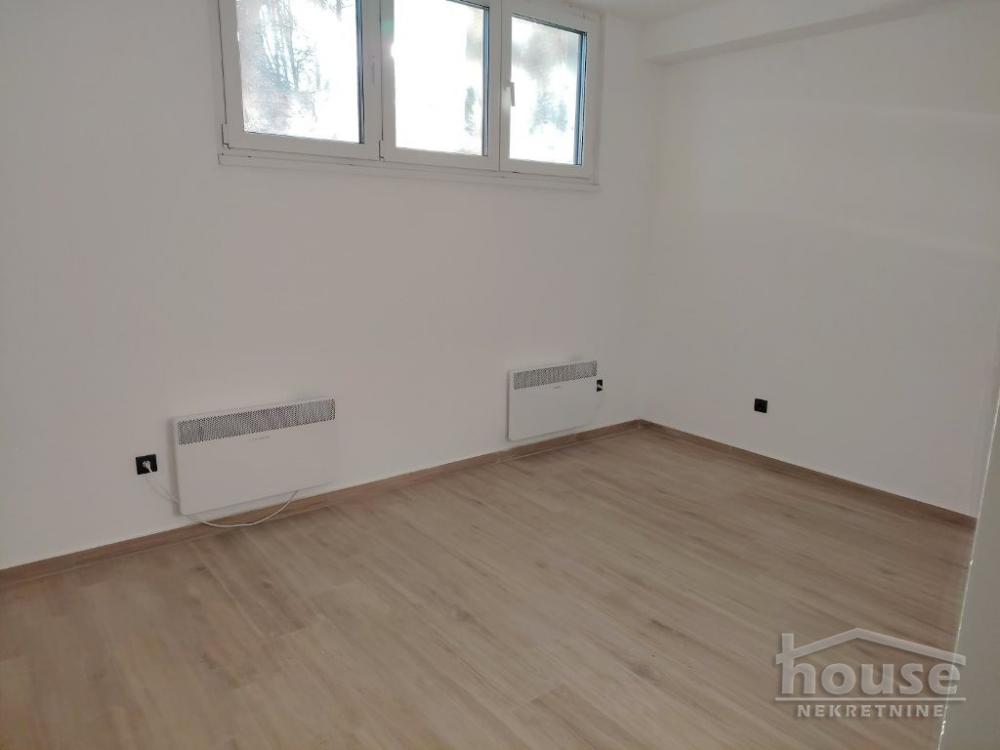 Slika 2 - Stan,NOVI SAD,BULEVAR PATRIJARHA PAVLA,kv: 25.00, € 56000, ID: 1065236