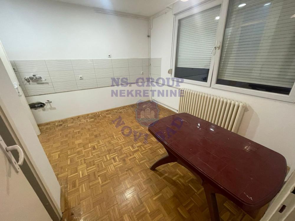 Slika 6 - Četvorosoban, 89m2, Avijatičarsko naselje Novi Sad