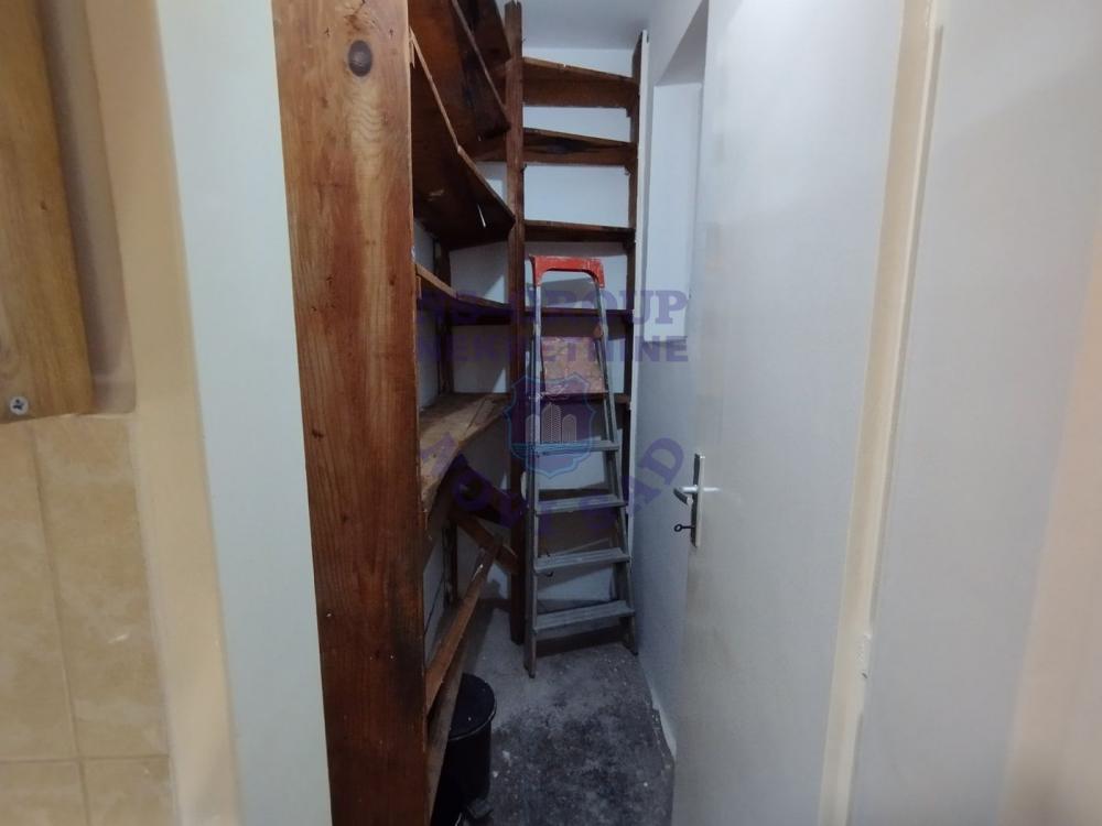 Slika 5 - Dvosoban, 52m2, Spens Novi Sad Novi Sad, sa terasom, ima lift