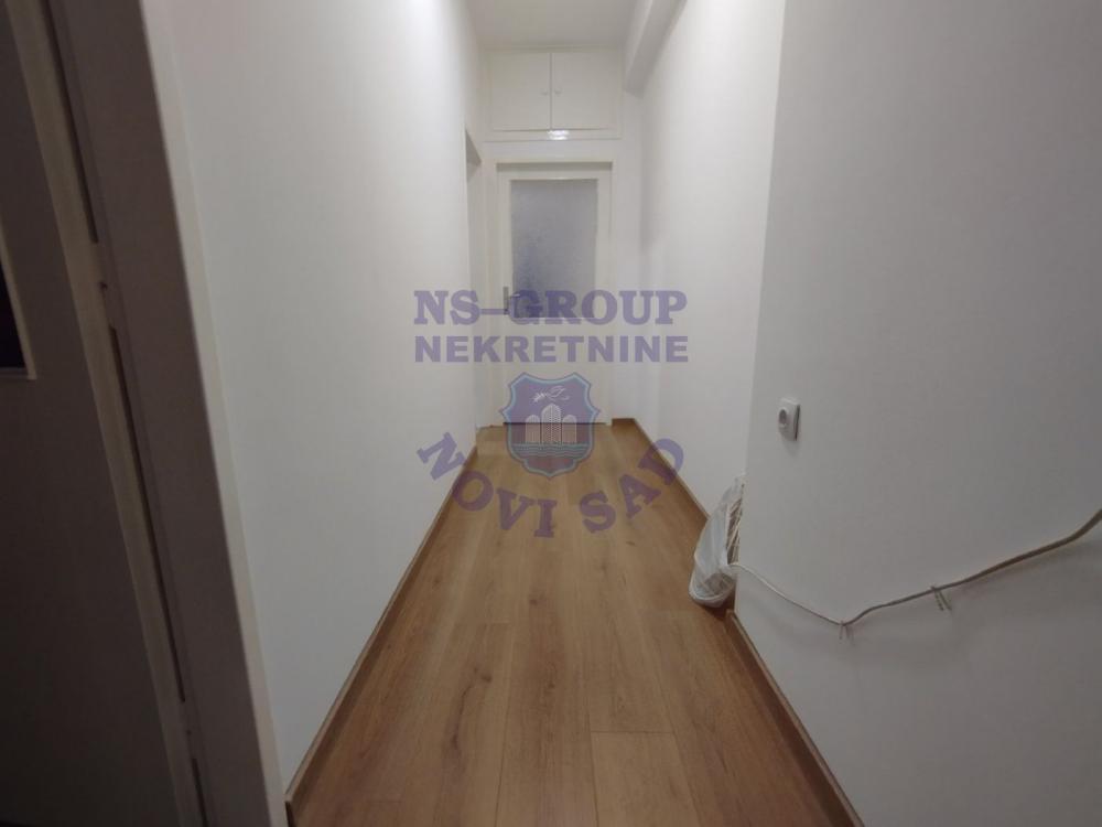 Slika 7 - Dvosoban, 52m2, Spens Novi Sad Novi Sad, sa terasom, ima lift