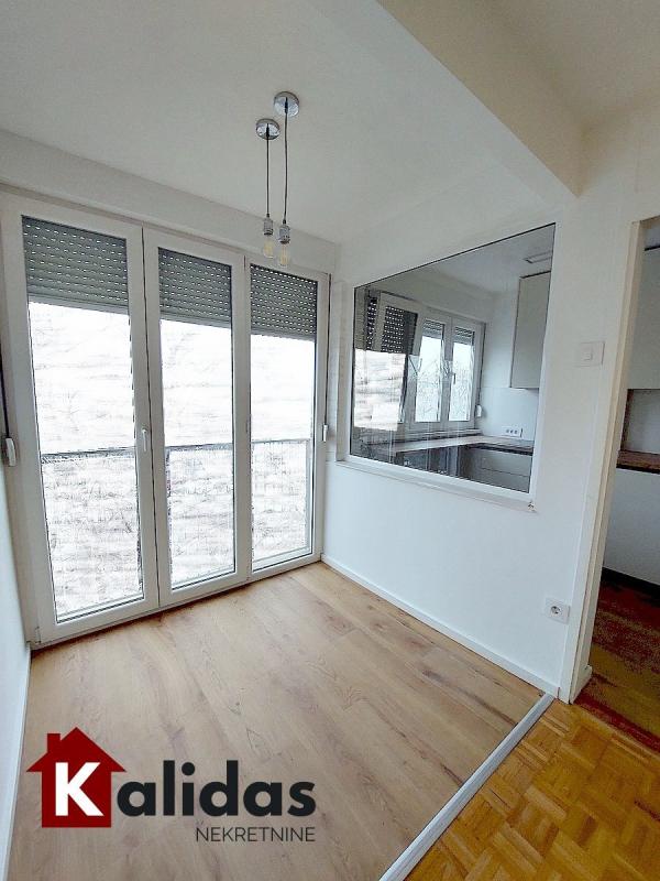 Slika 2 - Stan,NOVI SAD,BULEVAR,kv: 75, € 216300, ID: 1008468