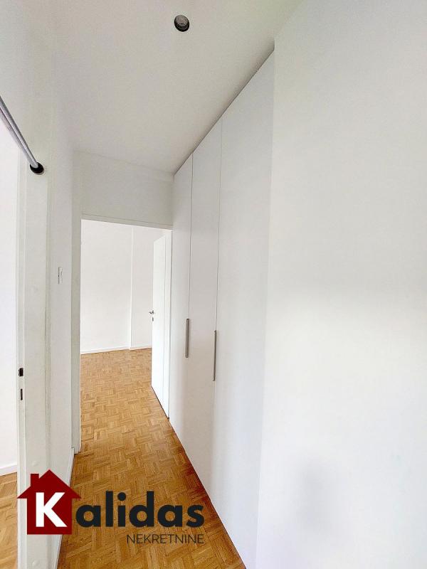 Slika 7 - Stan,NOVI SAD,BULEVAR,kv: 75, € 216300, ID: 1008468