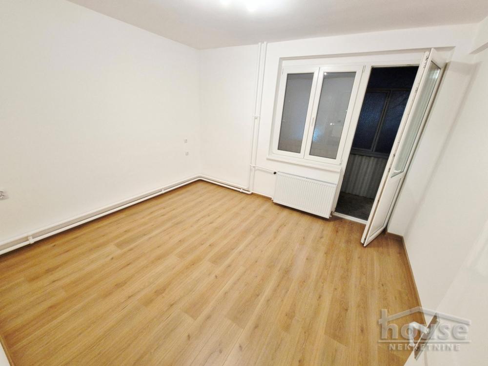 Slika 6 - Stan,NOVI SAD,CENTAR,kv: 52.00, € 160000, ID: 1065215