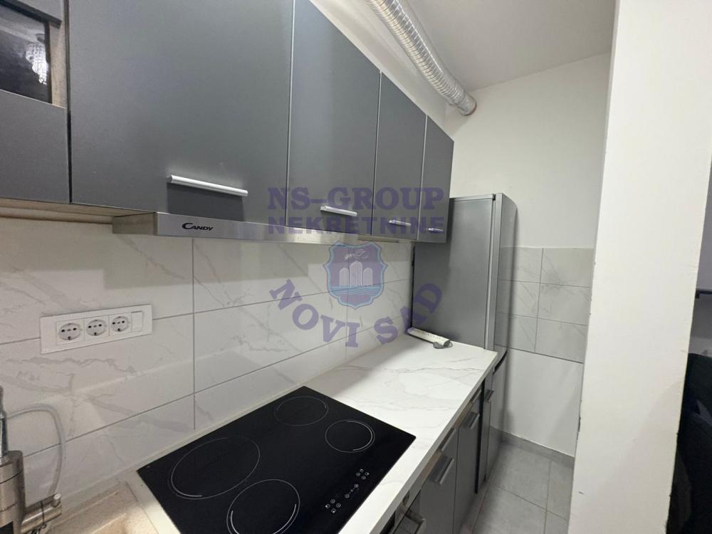 Slika 3 - Jednoiposoban, 30m2, Adice Novi Sad