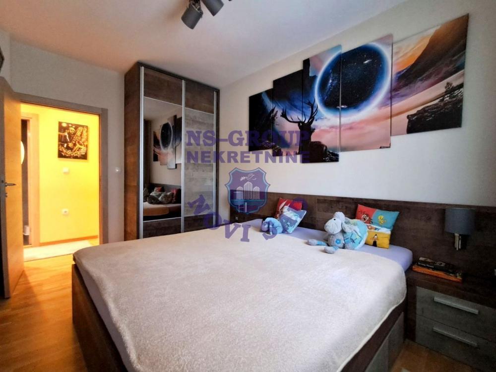 Slika 8 - Prodaja stana, 56m2, Bulevar patrijarha Pavla (Somborski bulevar) Novi Sad, sa terasom, ima lift