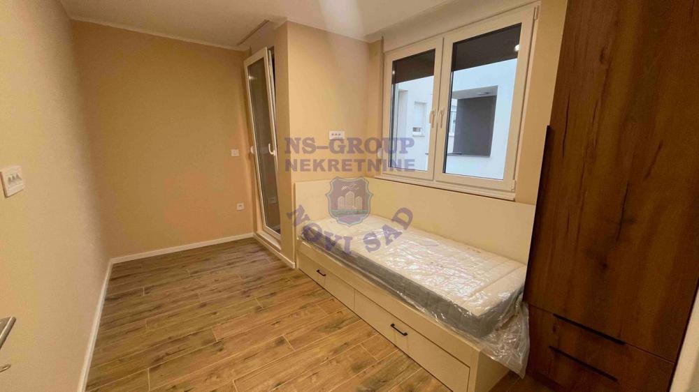 Slika 9 - Četvorosoban stan 78m2 Somborska rampa 