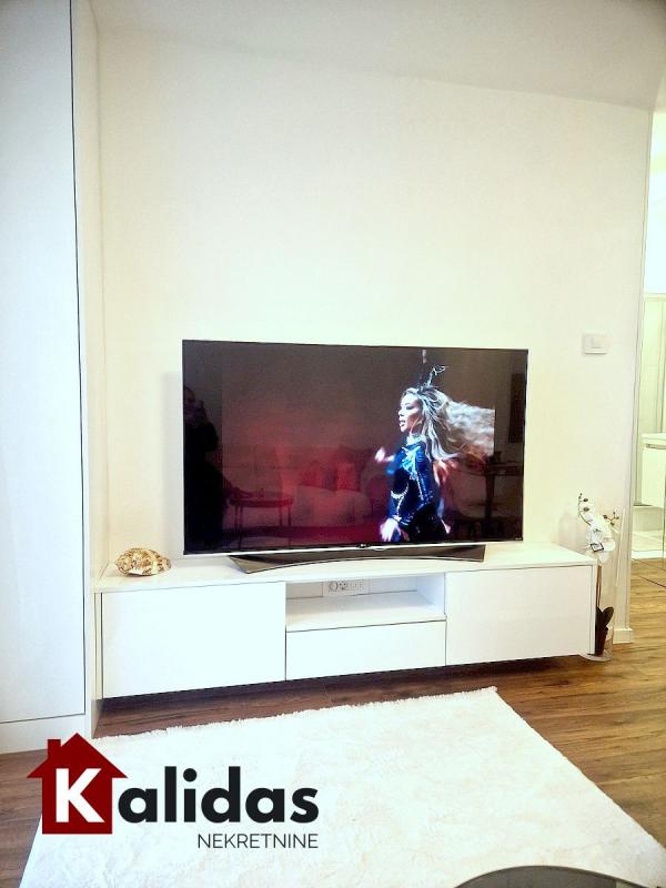 Slika 3 - Stan,NOVI SAD,PODBARA,kv: 35, € 139000, ID: 1008471