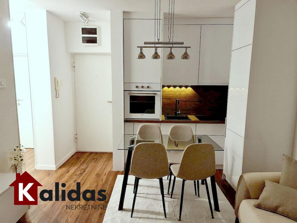 Slika 5 - Stan,NOVI SAD,PODBARA,kv: 35, € 139000, ID: 1008471