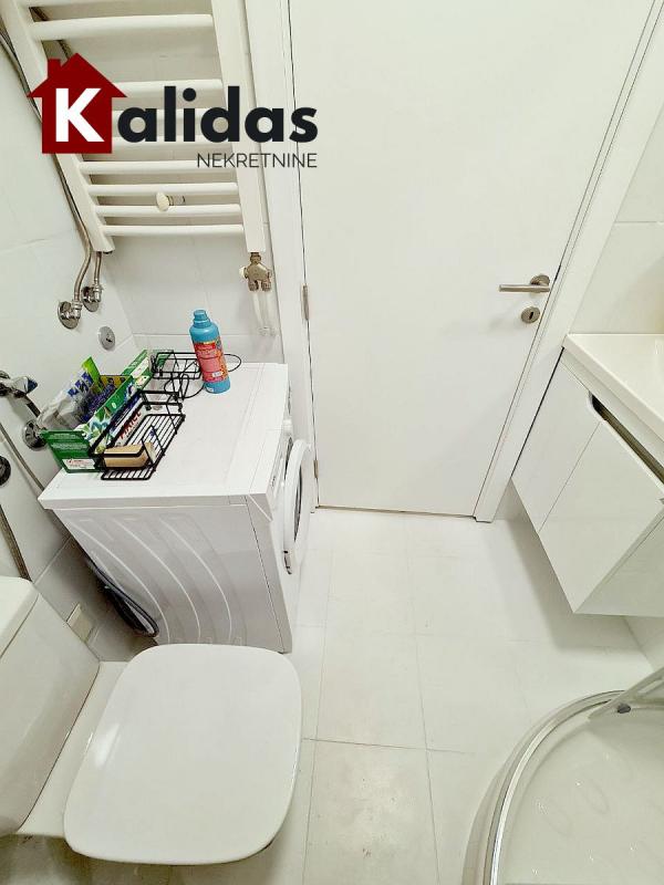 Slika 9 - Stan,NOVI SAD,PODBARA,kv: 35, € 139000, ID: 1008471