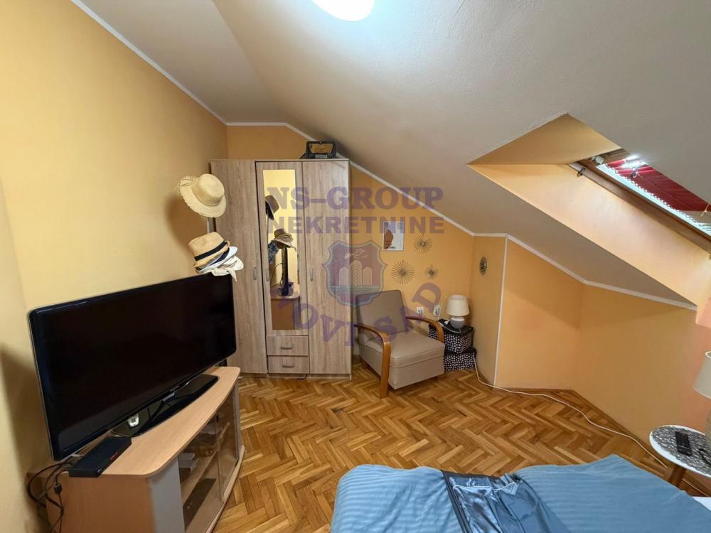 Slika 7 - Trosoban, 63m2, Bulevar patrijarha Pavla (Somborski bulevar) Novi Sad, sa terasom, ima lift