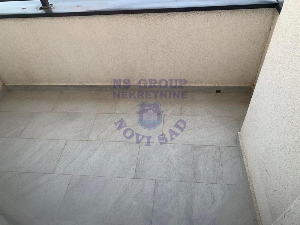 Slika 3 - Dvosoban, 50m2, Bulevar patrijarha Pavla (Somborski bulevar) Novi Sad, sa terasom