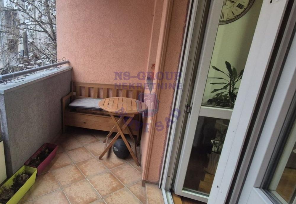 Slika 9 - Trosoban stan 77m2 Podbara