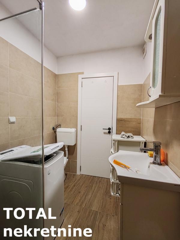 Slika 11 - Stan,NOVI SAD,CENTAR,kv: 26.00, € 63500, ID: 1102079